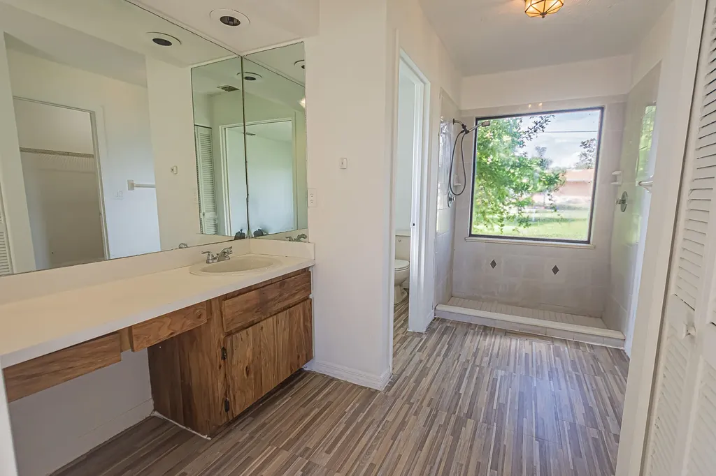 922 SE Thornhill Drive Port St Lucie FL 34983