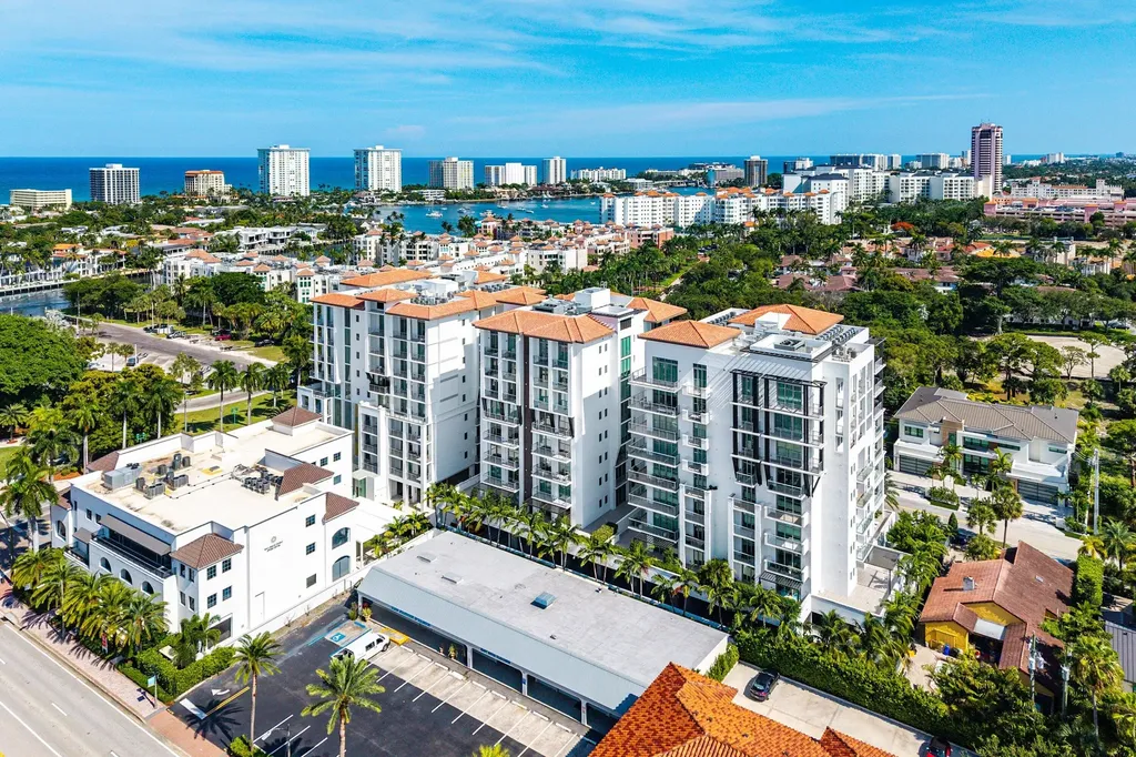 475 E Royal Palm Road Boca Raton FL 33432