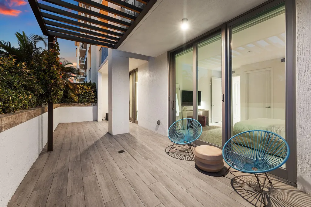 475 E Royal Palm Road Boca Raton FL 33432