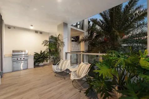 475 E Royal Palm Road Boca Raton FL 33432