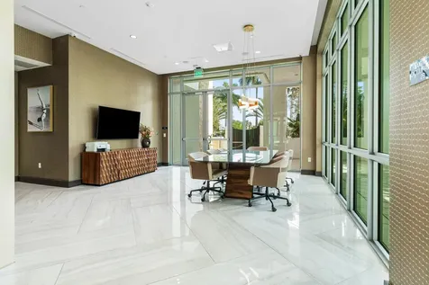 475 E Royal Palm Road Boca Raton FL 33432