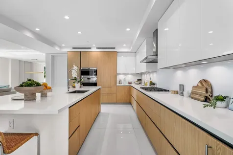 475 E Royal Palm Road Boca Raton FL 33432