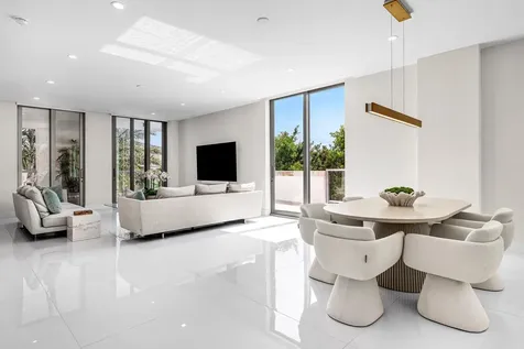 475 E Royal Palm Road Boca Raton FL 33432