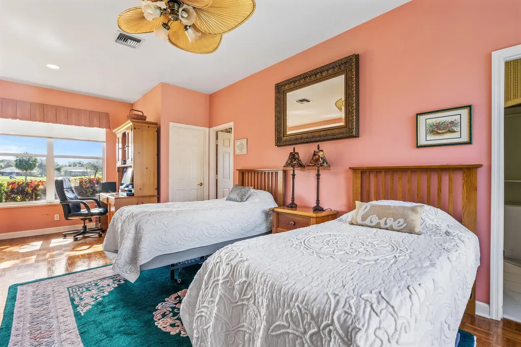 747 Hampton Woods Lane SW Vero Beach FL 32962