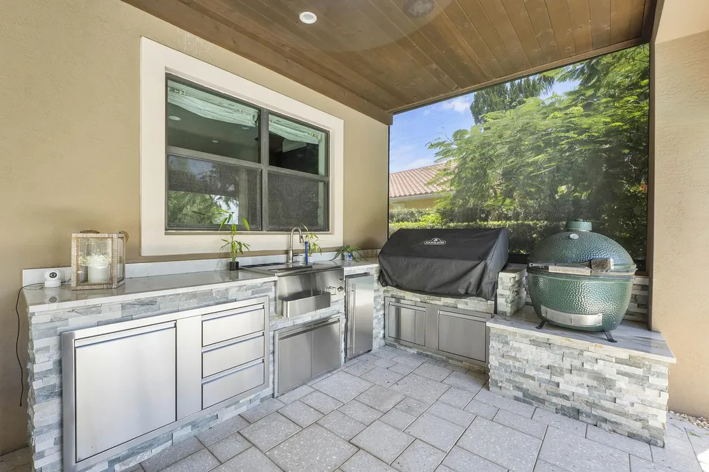 10282 Emerson Street Parkland FL 33076