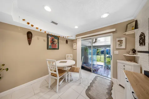 2326 Harding Street Hollywood FL 33020