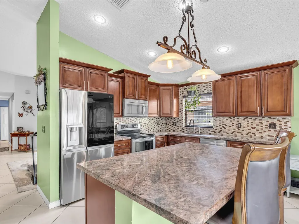 7559 Savannah Lane Lake Worth FL 33463