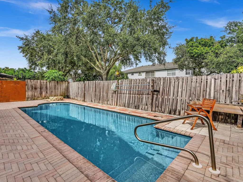7559 Savannah Lane Lake Worth FL 33463