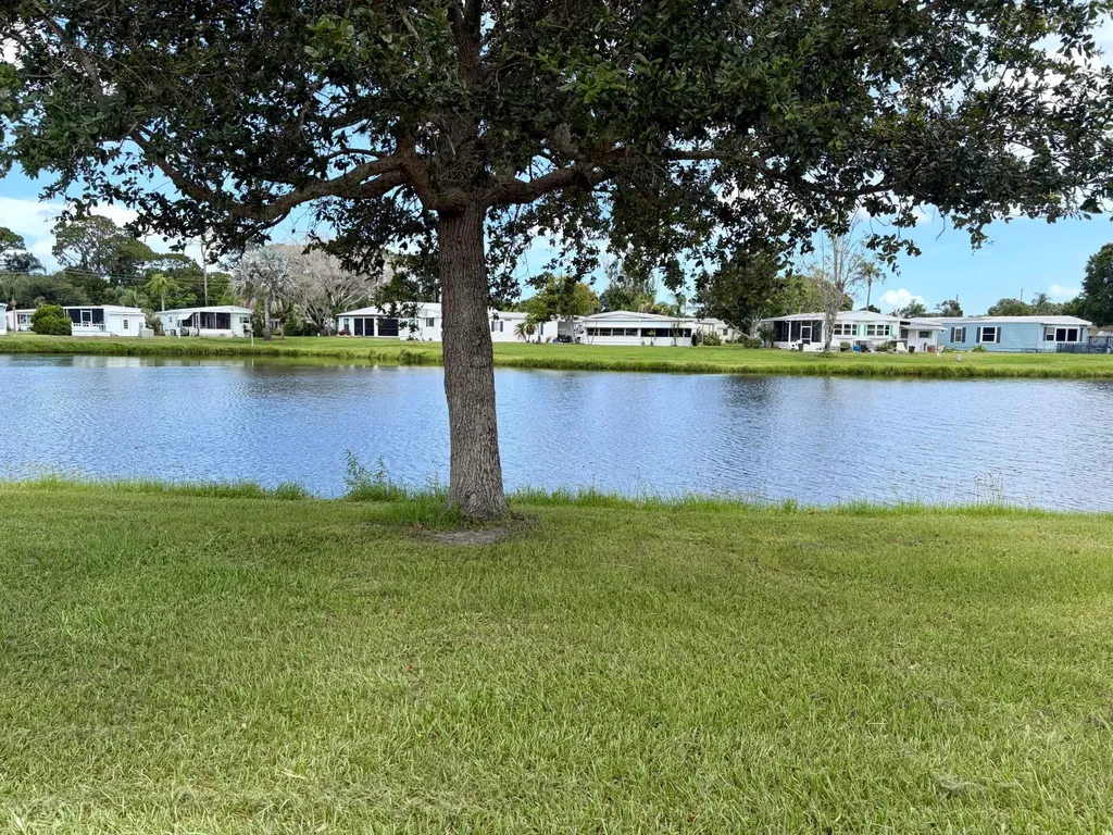 91 Camino Del Rio Port St Lucie FL 34952