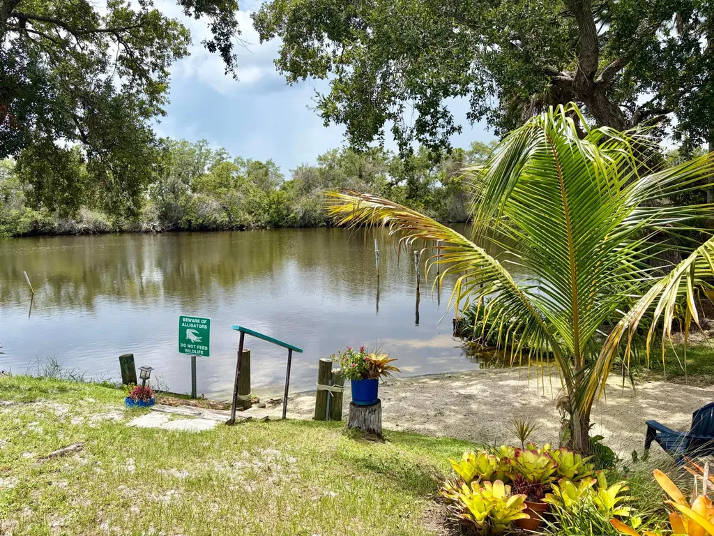 91 Camino Del Rio Port St Lucie FL 34952