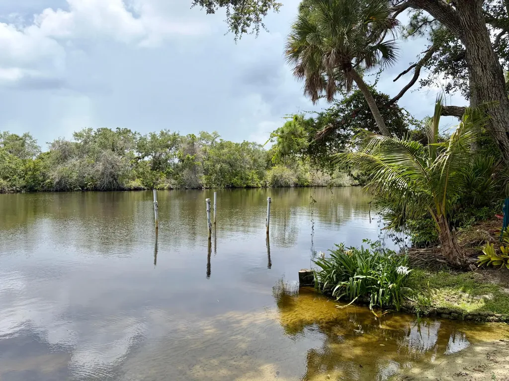 91 Camino Del Rio Port St Lucie FL 34952