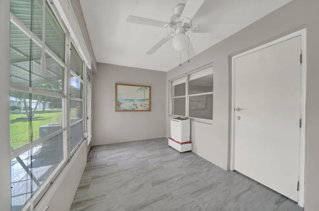 185 High Point Terrace E Delray Beach FL 33445