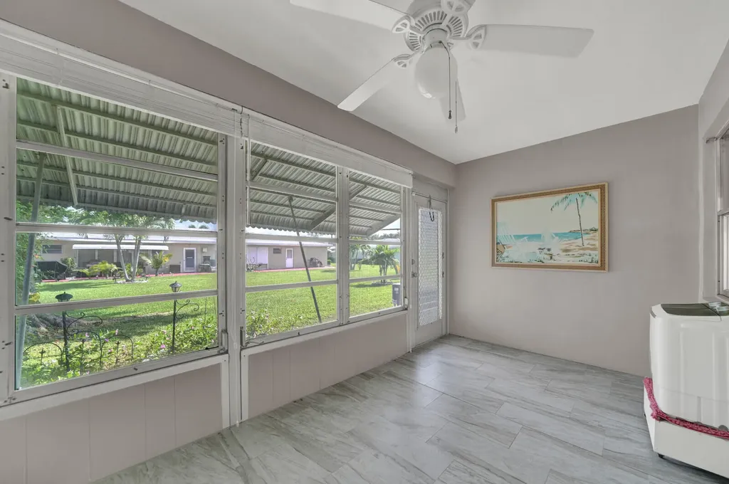 185 High Point Terrace E Delray Beach FL 33445