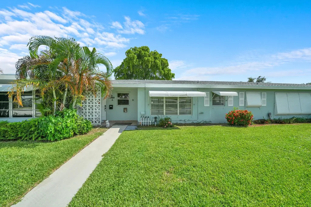 185 High Point Terrace E Delray Beach FL 33445
