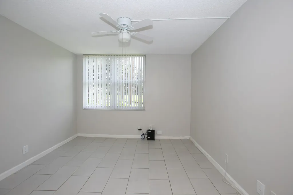 9441 Live Oak Place Davie FL 33324