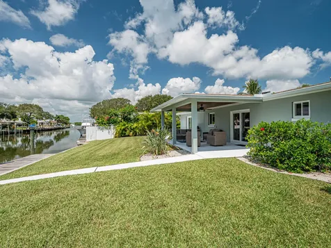 255 Marina Drive Fort Pierce FL 34949
