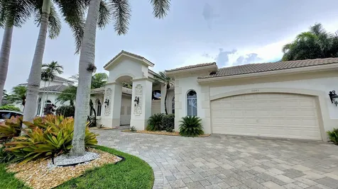 11065 Canary Island Court Plantation FL 33324