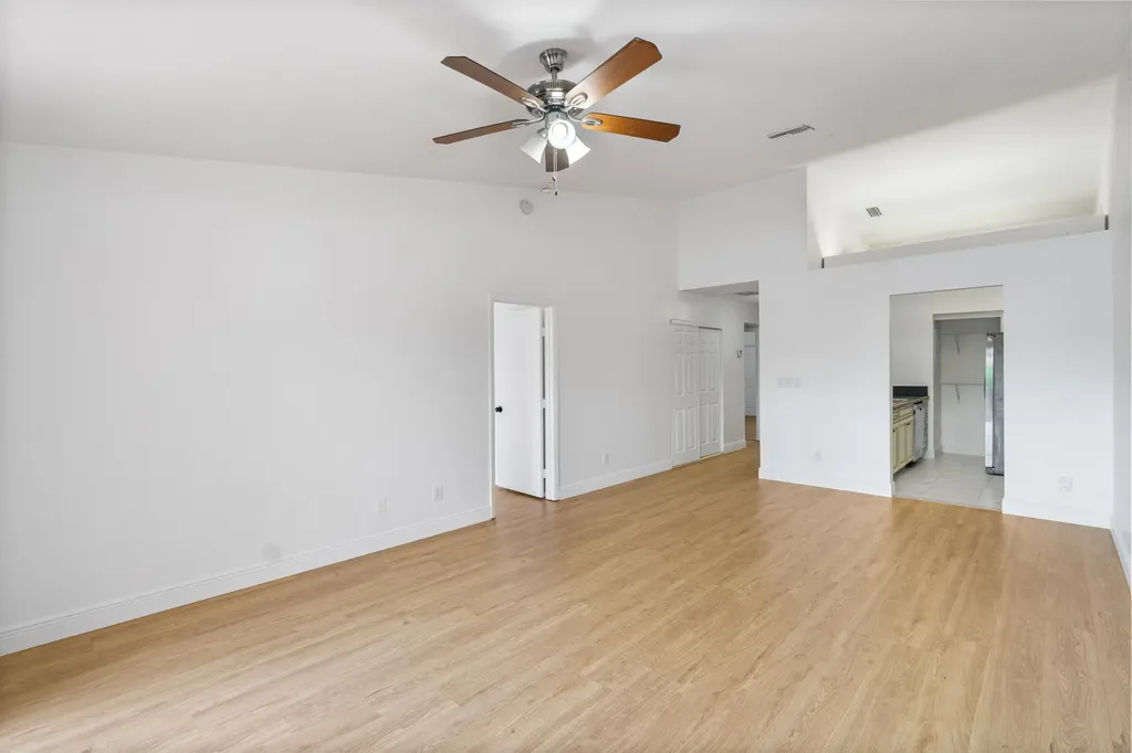1213 NW 122nd Terrace Pembroke Pines FL 33026