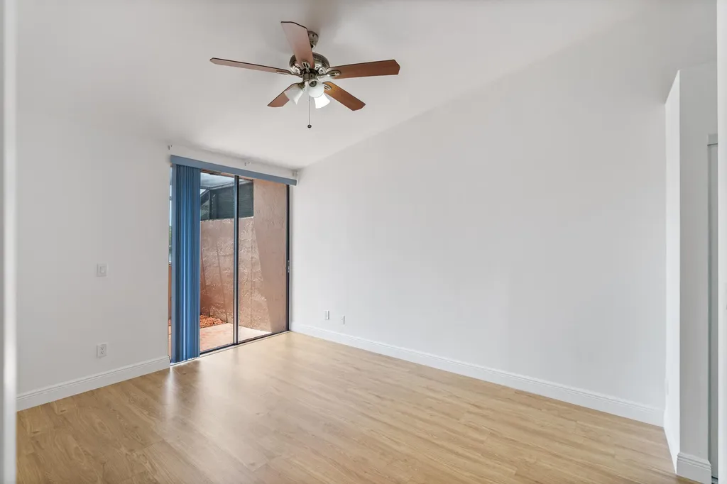 1213 NW 122nd Terrace Pembroke Pines FL 33026