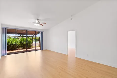 1213 NW 122nd Terrace Pembroke Pines FL 33026