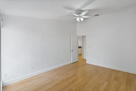 1213 NW 122nd Terrace Pembroke Pines FL 33026