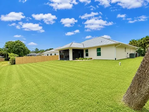1133 37th Avenue SW Vero Beach FL 32968