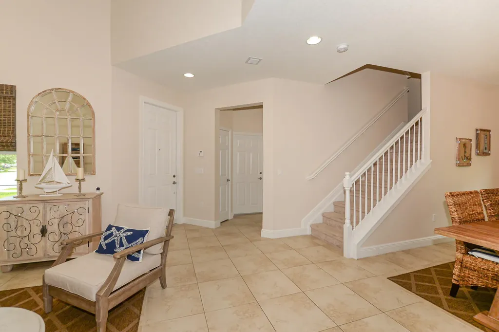 713 NW Leonardo Circle Port St Lucie FL 34986