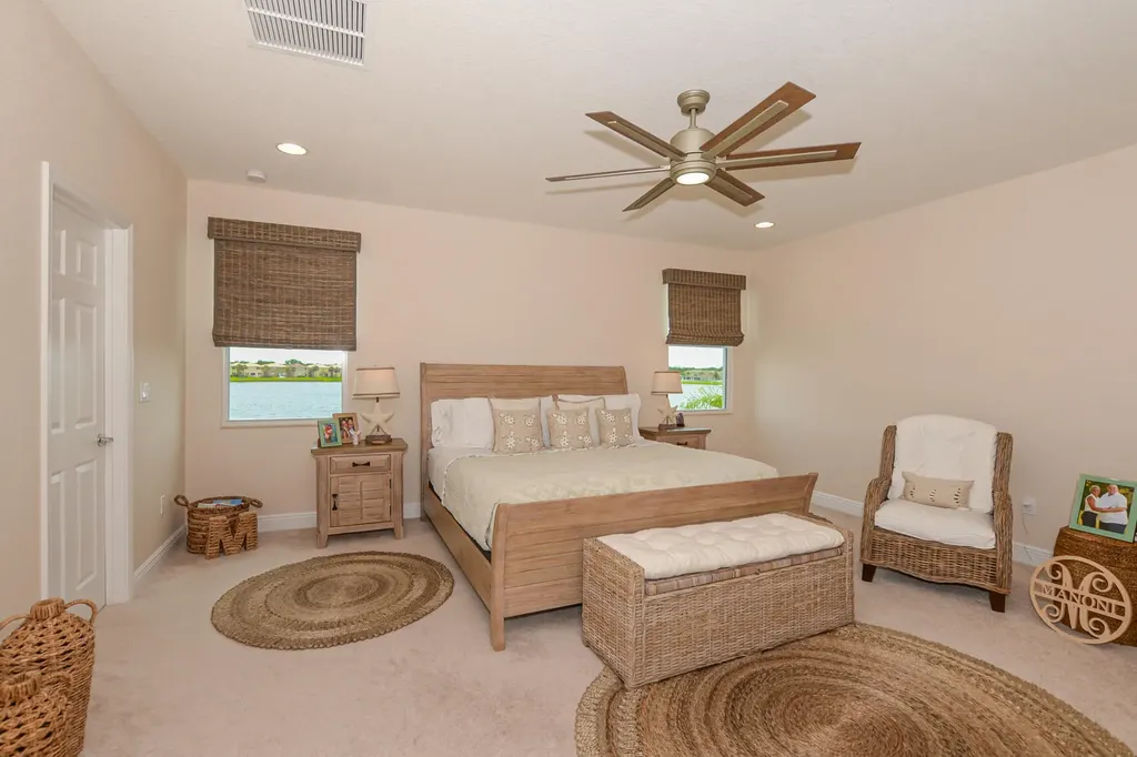 713 NW Leonardo Circle Port St Lucie FL 34986