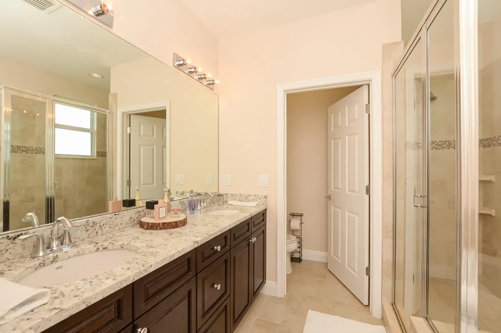 713 NW Leonardo Circle Port St Lucie FL 34986