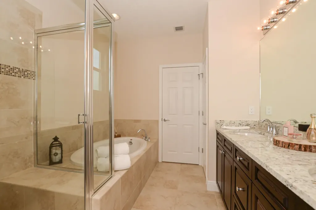713 NW Leonardo Circle Port St Lucie FL 34986
