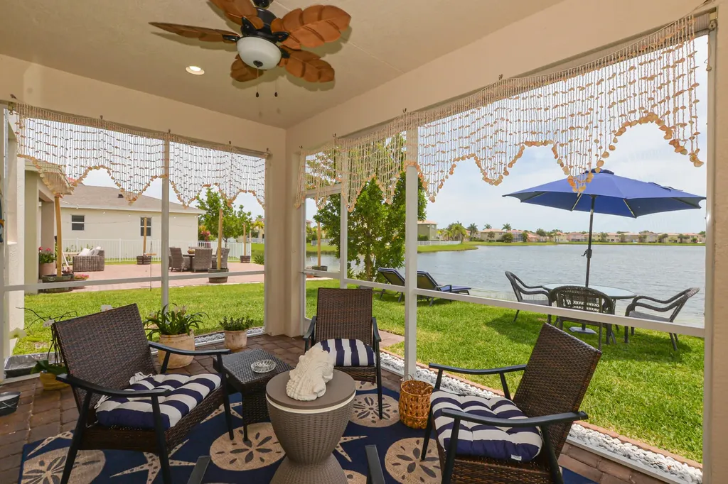 713 NW Leonardo Circle Port St Lucie FL 34986