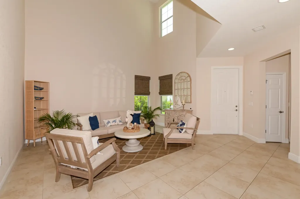 713 NW Leonardo Circle Port St Lucie FL 34986