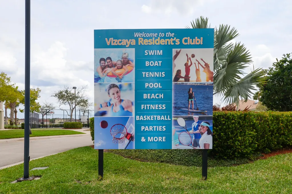 713 NW Leonardo Circle Port St Lucie FL 34986
