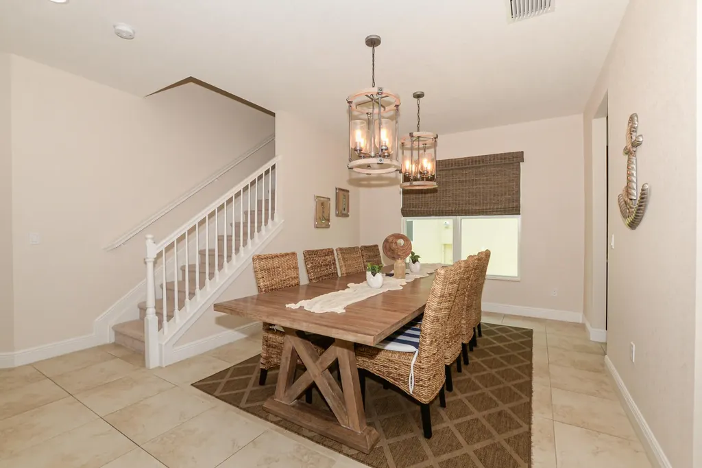 713 NW Leonardo Circle Port St Lucie FL 34986