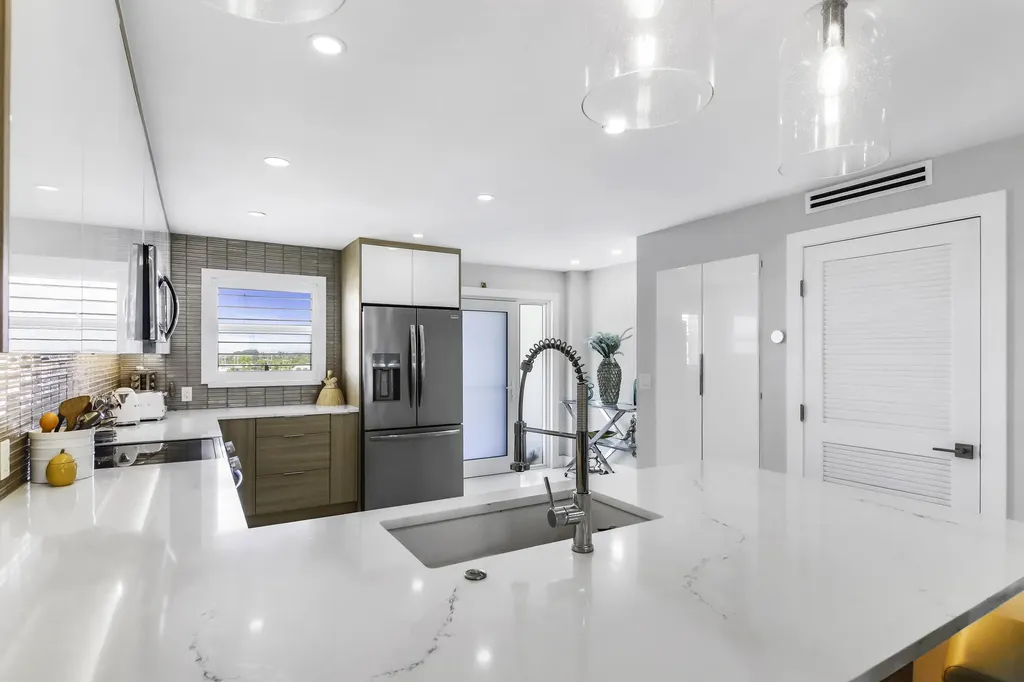 44 Yacht Club Drive North Palm Beach FL 33408