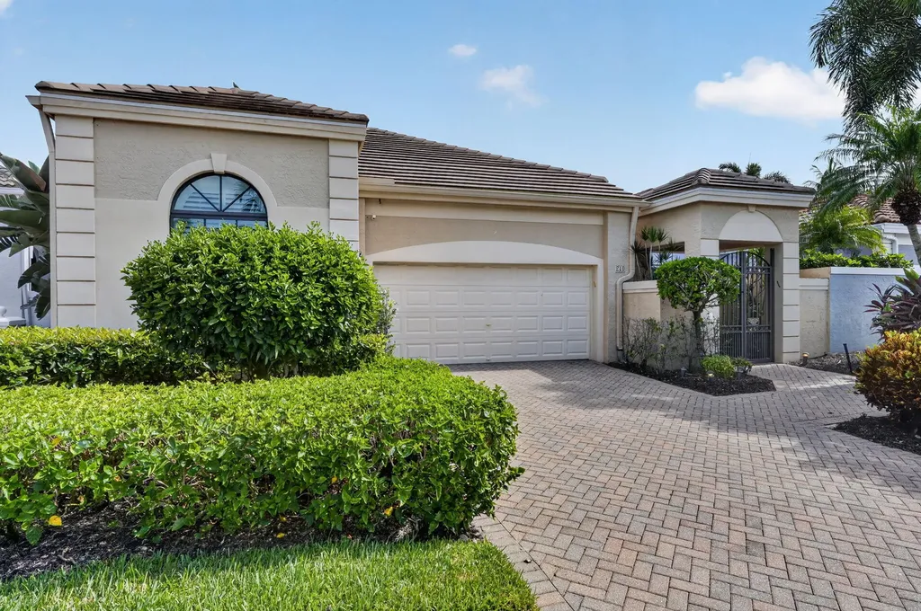 210 Coral Cay Terrace Palm Beach Gardens FL 33418