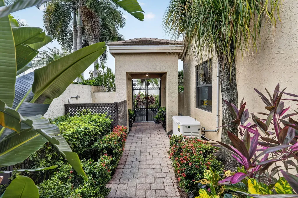 210 Coral Cay Terrace Palm Beach Gardens FL 33418