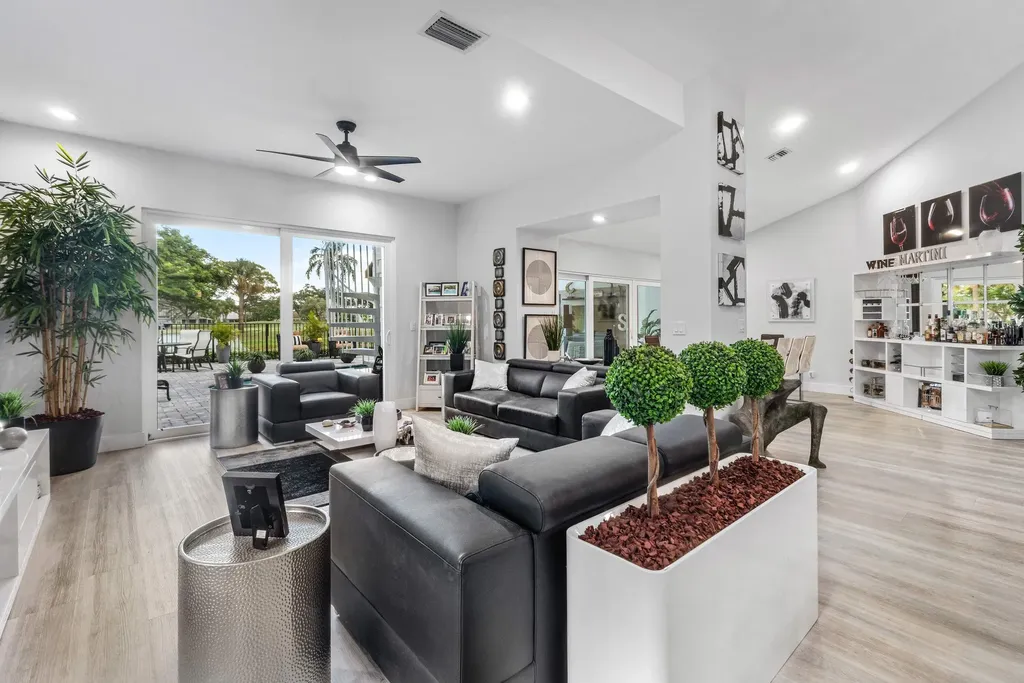 13138 Touchstone Place Palm Beach Gardens FL 33418