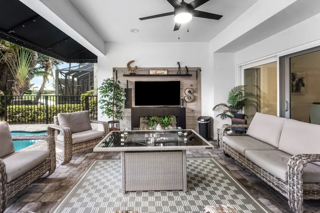 13138 Touchstone Place Palm Beach Gardens FL 33418