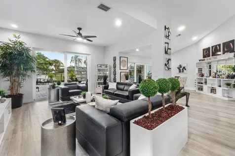13138 Touchstone Place Palm Beach Gardens FL 33418