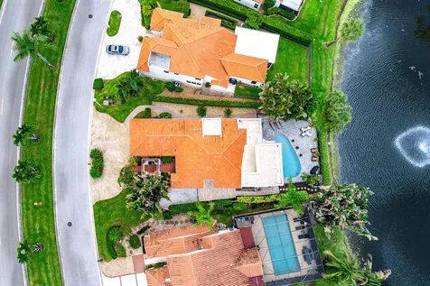 13138 Touchstone Place Palm Beach Gardens FL 33418