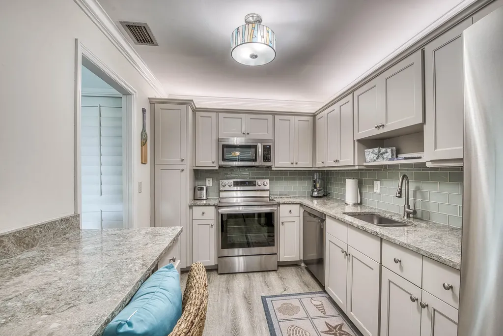 11811 Avenue Of The Pga Palm Beach Gardens FL 33418