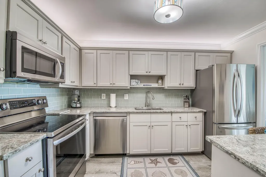 11811 Avenue Of The Pga Palm Beach Gardens FL 33418