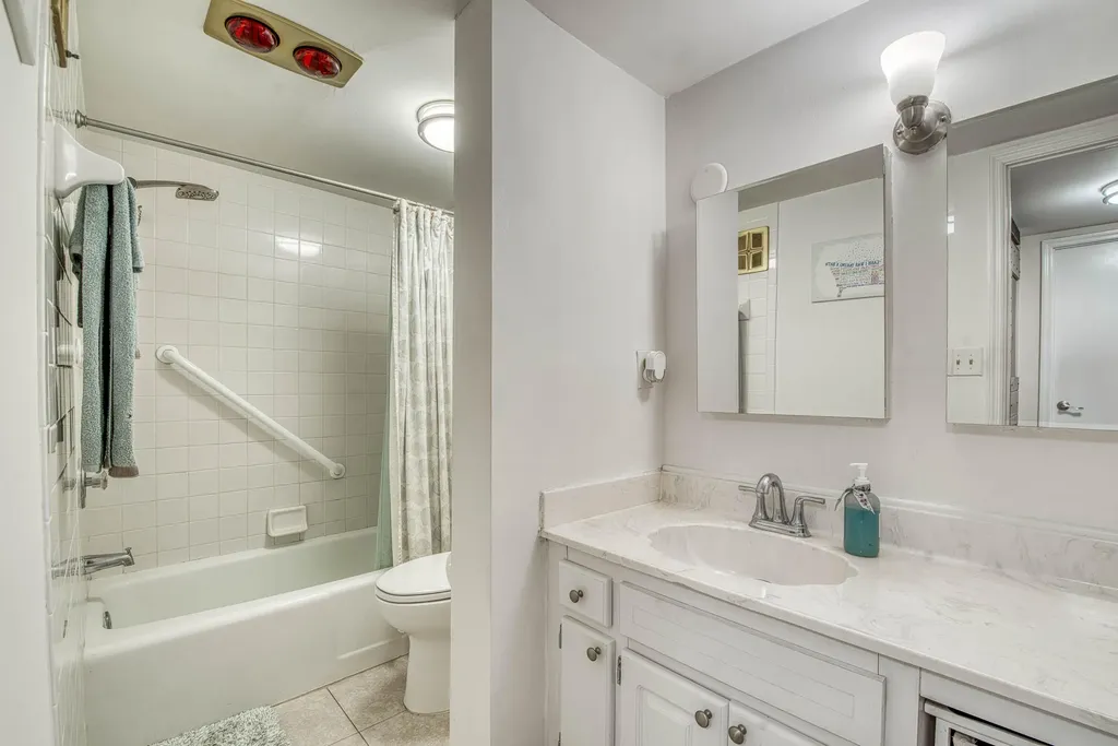 11811 Avenue Of The Pga Palm Beach Gardens FL 33418