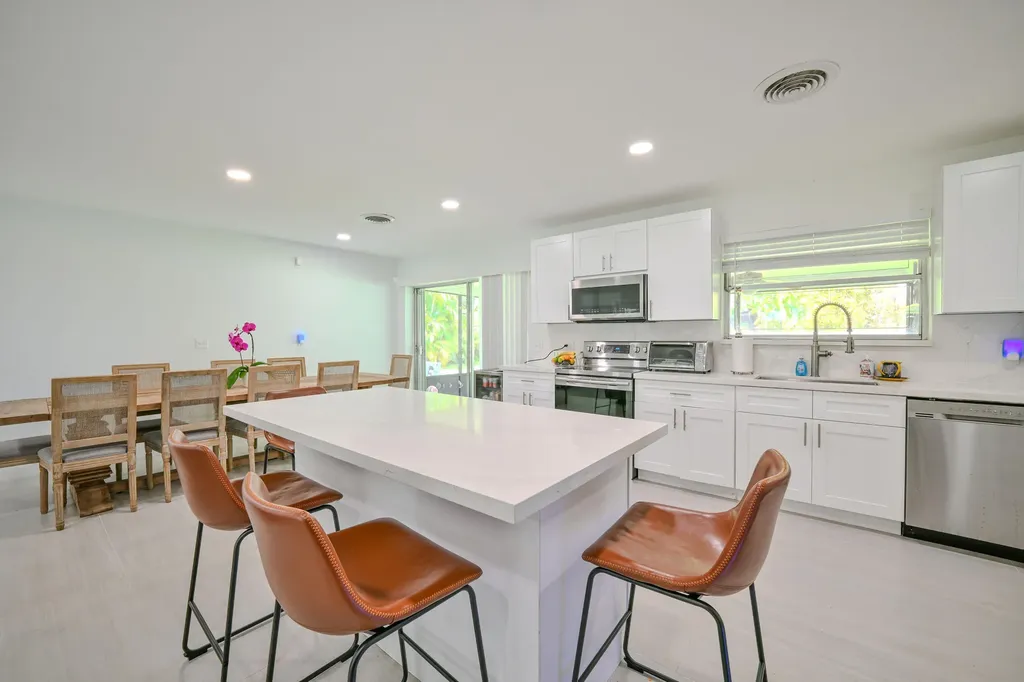 5911 SW 36th Terrace Fort Lauderdale FL 33312