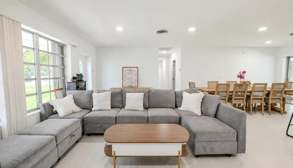 5911 SW 36th Terrace Fort Lauderdale FL 33312