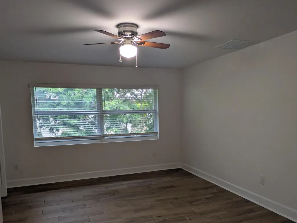 8718 NW 35th Street Coral Springs FL 33065