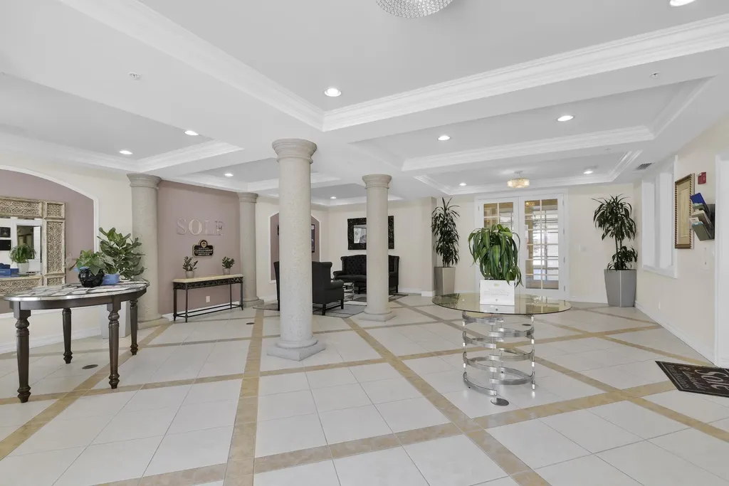 533 NE 3rd Avenue Fort Lauderdale FL 33301