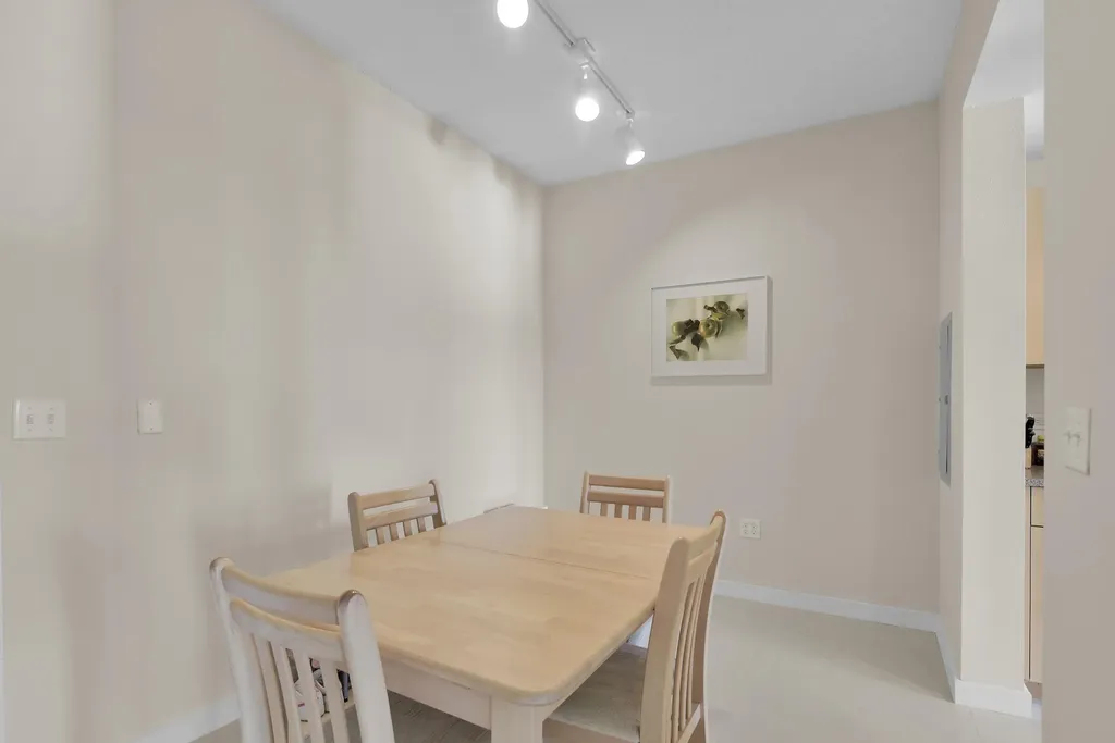 533 NE 3rd Avenue Fort Lauderdale FL 33301