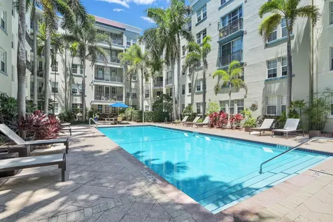 533 NE 3rd Avenue Fort Lauderdale FL 33301